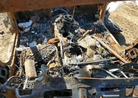 2015 Mercedes-Benz C 300 4Matic из США, поврежденный, VIN 55SWF4KB3FU006351